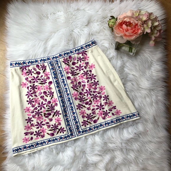 Sophia Max Dresses & Skirts - Sophia Max White Purple & Pink Floral Skirt